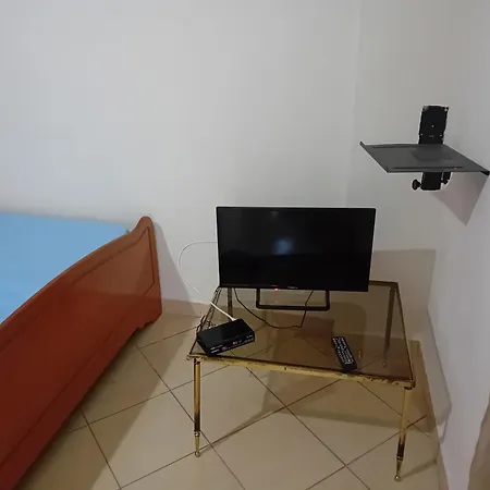 Anna's 5 Apartment